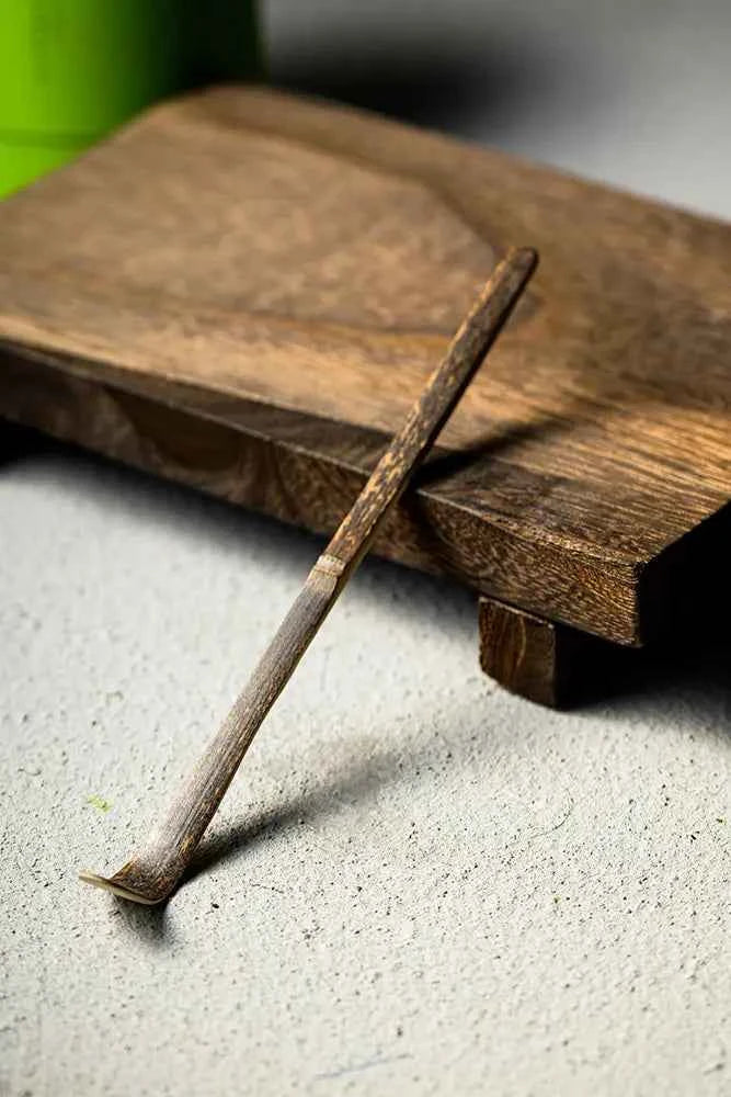 Era Dark Bamboo Chashaku — Matcha Spoon