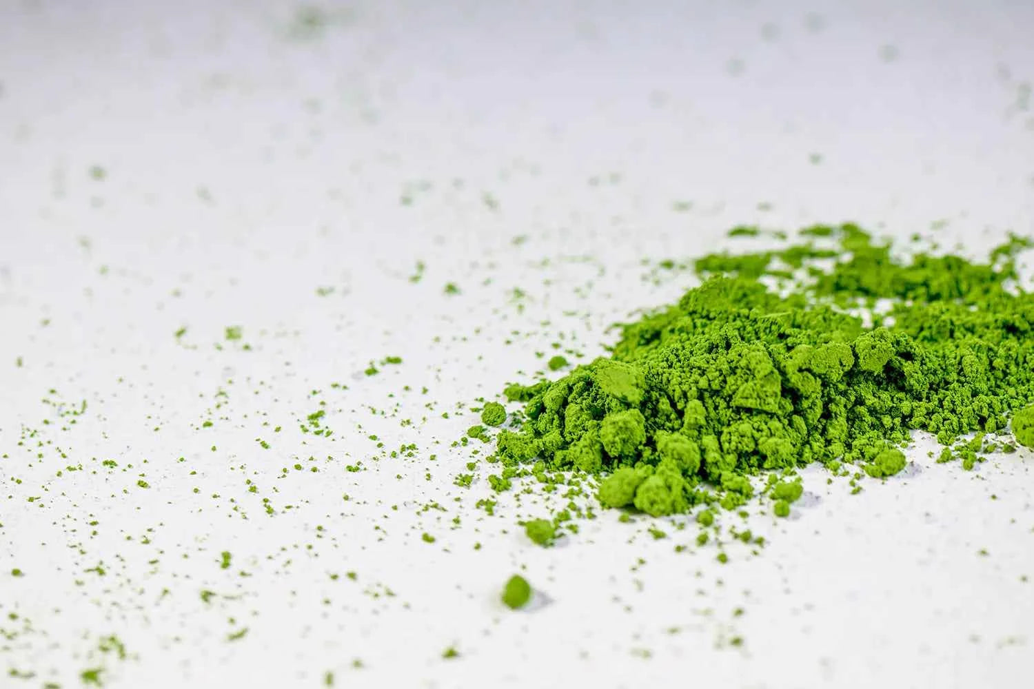 Era White Bamboo Chashaku — Matcha Spoon