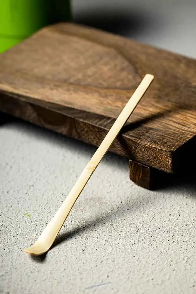 Era White Bamboo Chashaku — Matcha Spoon
