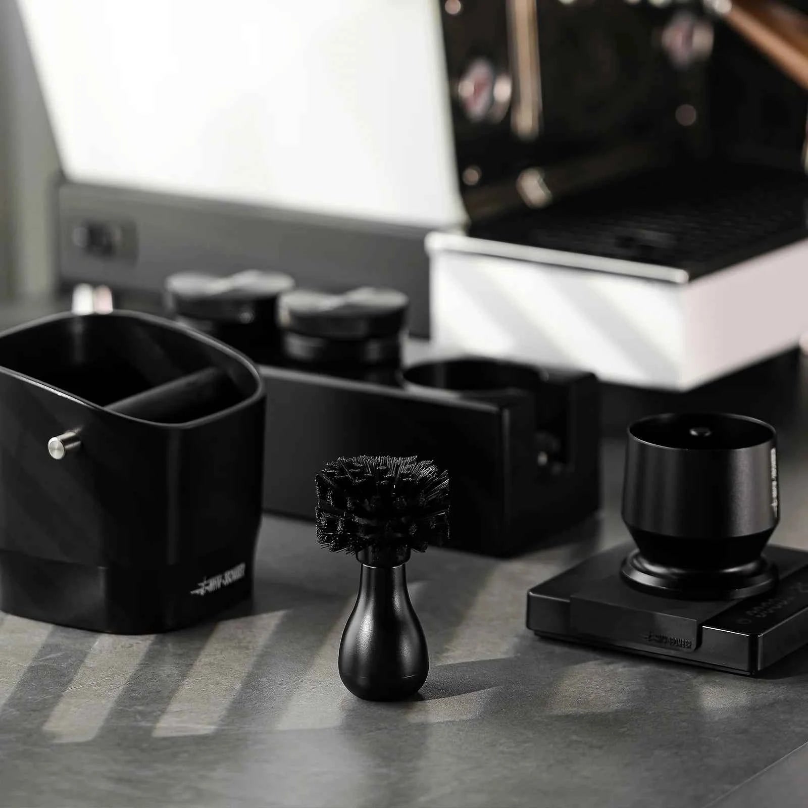 MHW-3BOMBER Portafilter Brush