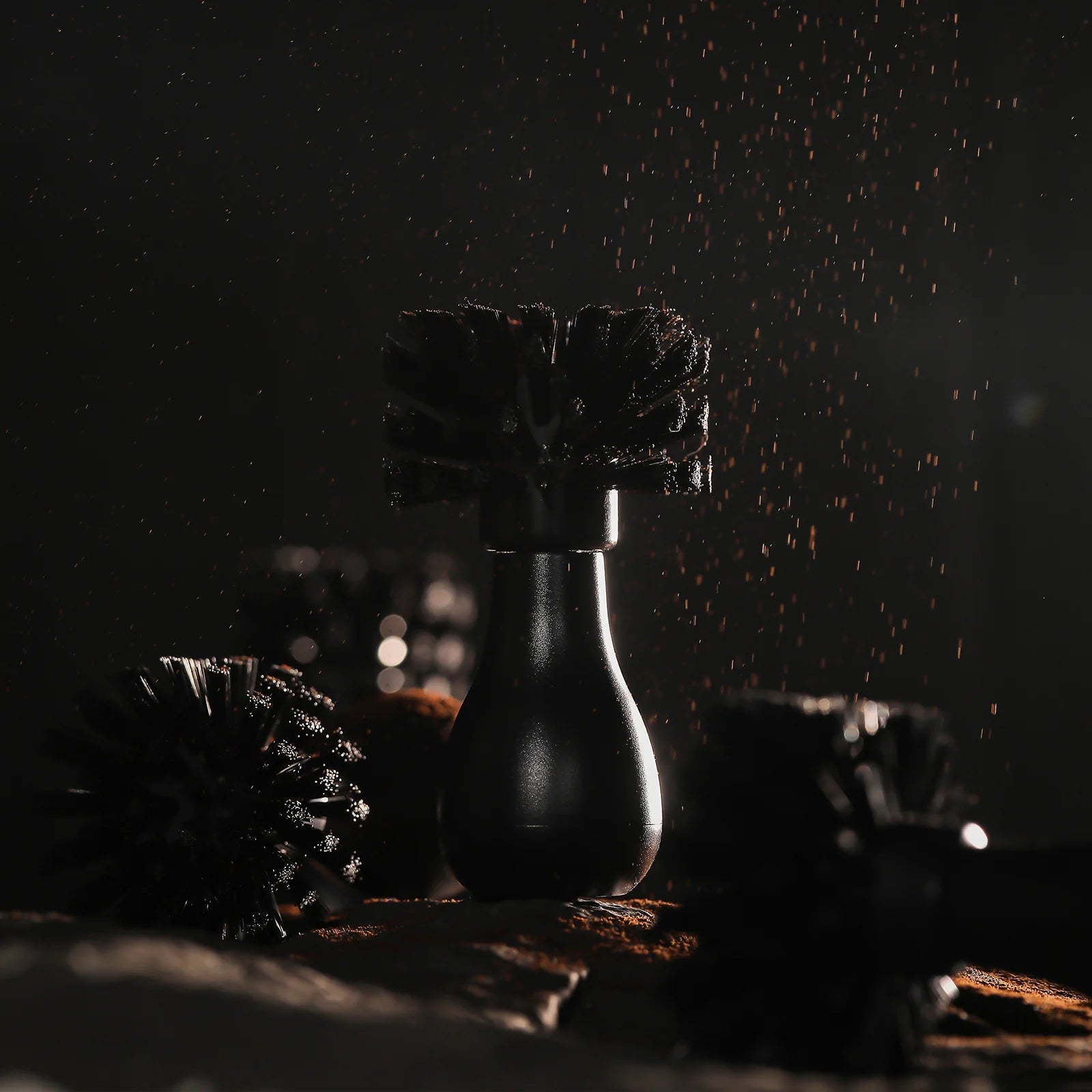 MHW-3BOMBER Portafilter Brush