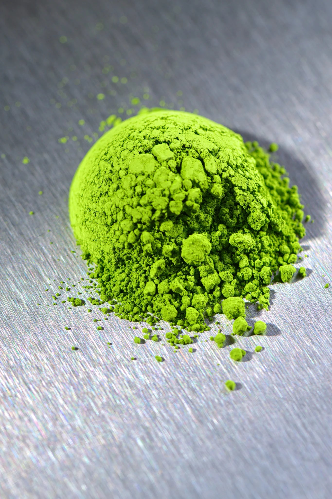 Era Ceremonial Matcha powder from Uji, Kyoto sifted into a bright green mound