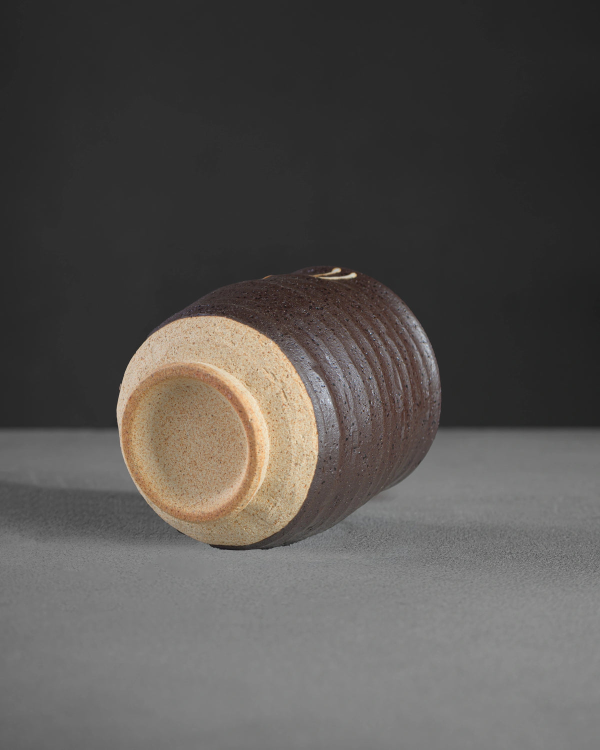 Yutaka Series Inazuma cup base - foot ring detail, Mino ware Japan
