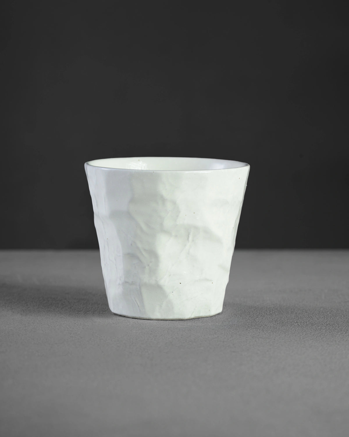 Nagomi Series Shiragami flat white cup - crumpled white paper glaze, hand-glazed Mino ware from Japan