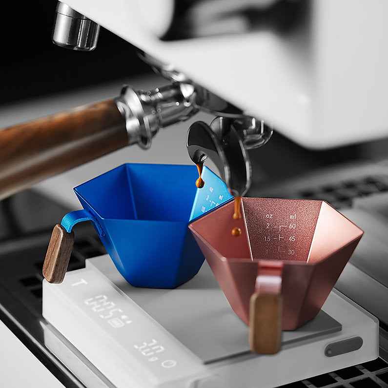 MHW-3BOMBER Prism measuring cups under an espresso portafilter