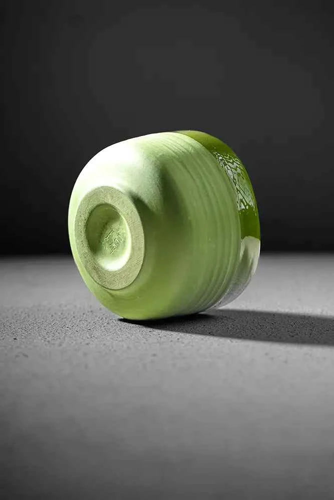 Moya Hikari matcha bowl - base and foot ring detail