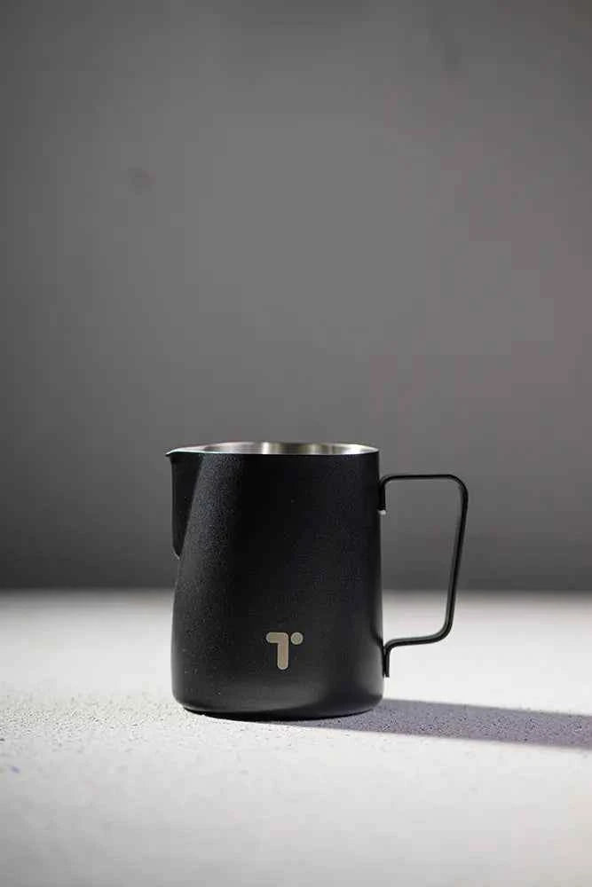 Timecore milk pitcher Obsidian Black 350ml - front view